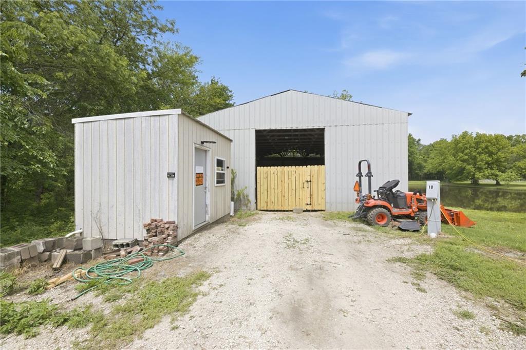 1276 1800 St, Iola, KS 66749