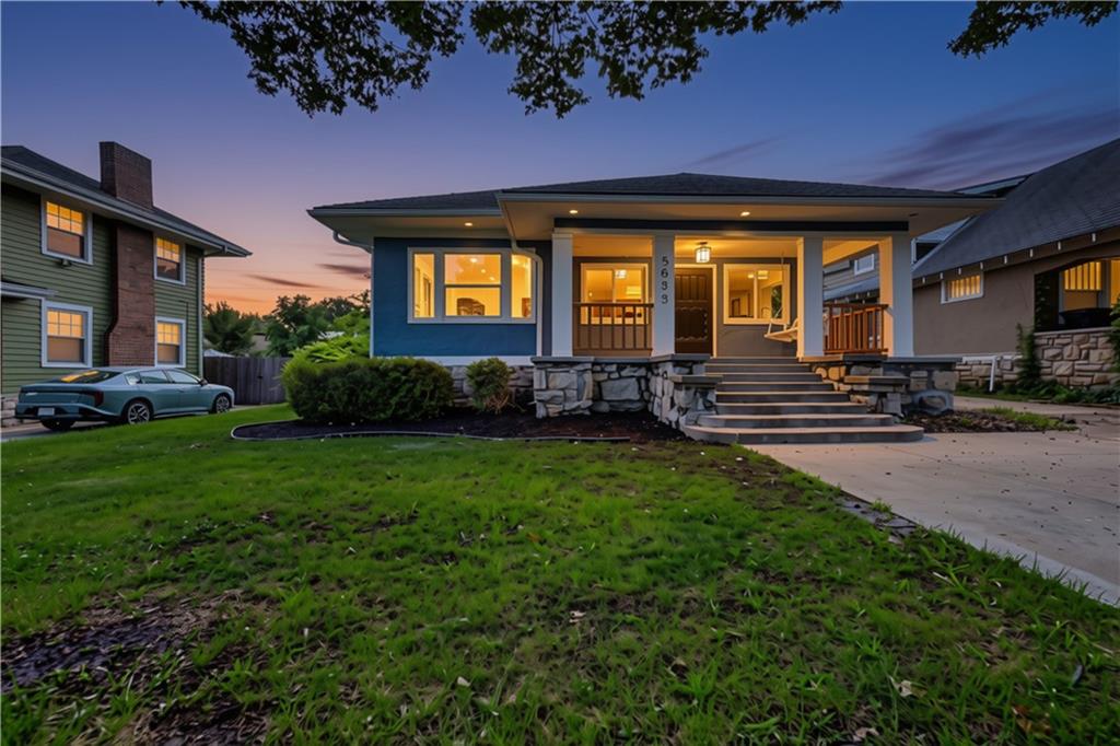 5633 Harrison St, Kansas City, MO 64110