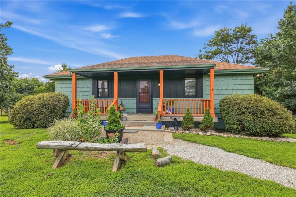 19211 S Beattie Rd, Pleasant Hill, MO 64080