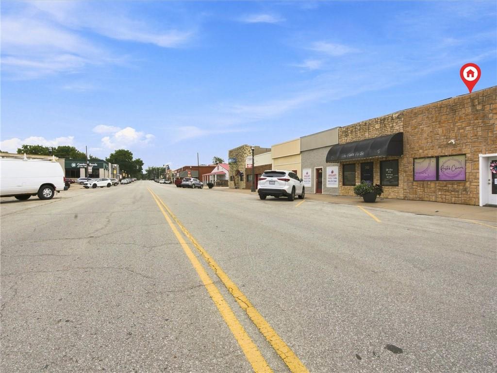 310 N Penn St, Lawson, MO 64062