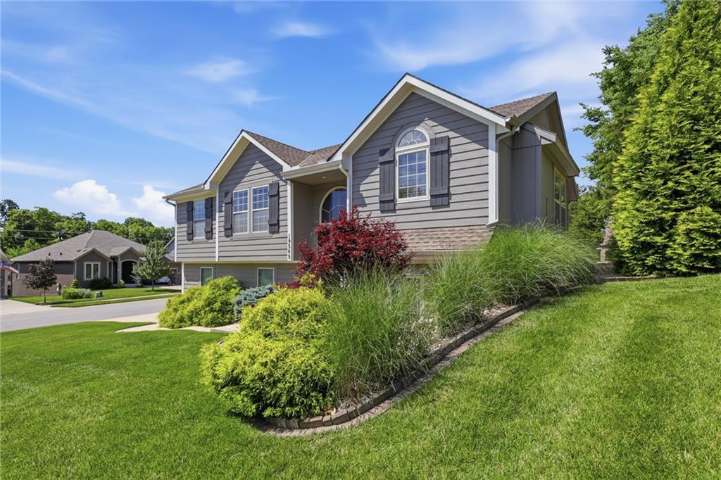 19505 W 110th St, Olathe, KS 66061