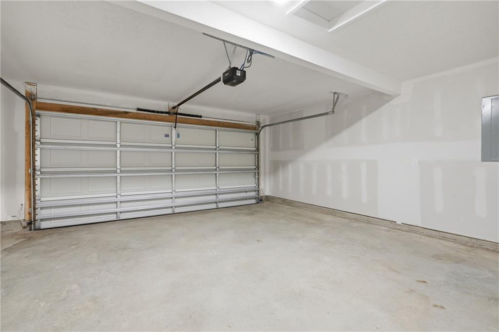 834 N Pear St, Gardner, KS 66030