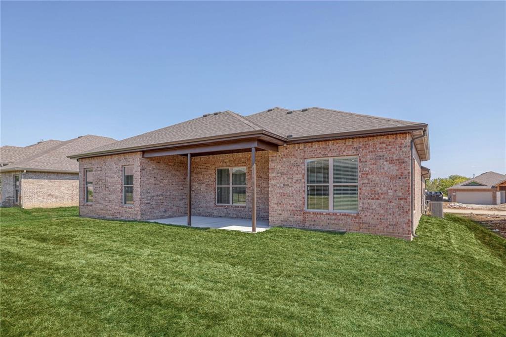 18505 W 195 St, Spring Hill, KS KS