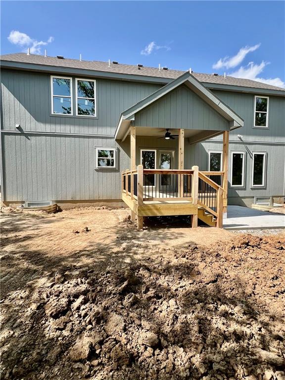 520 Skyview Ln, Liberty, MO 64068