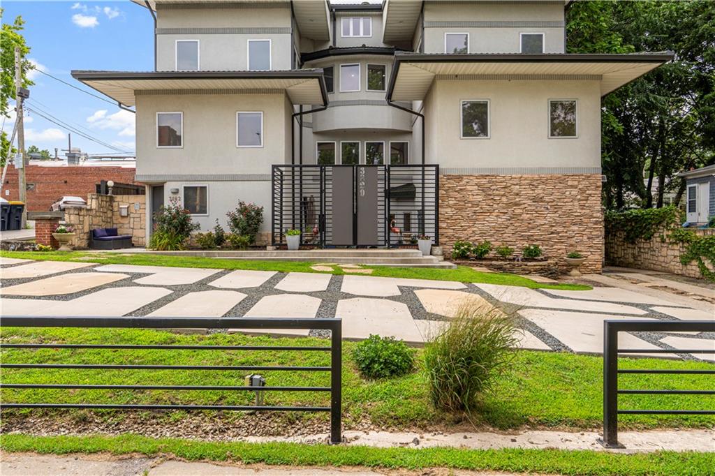 3820- 3822 Wyoming St, Kansas City, MO 64111