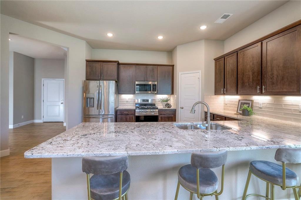 18565 W 195 St, Spring Hill, KS KS