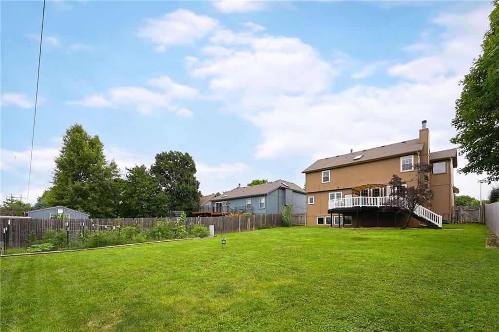 12242 S Shannan Ln, Olathe, KS 66062
