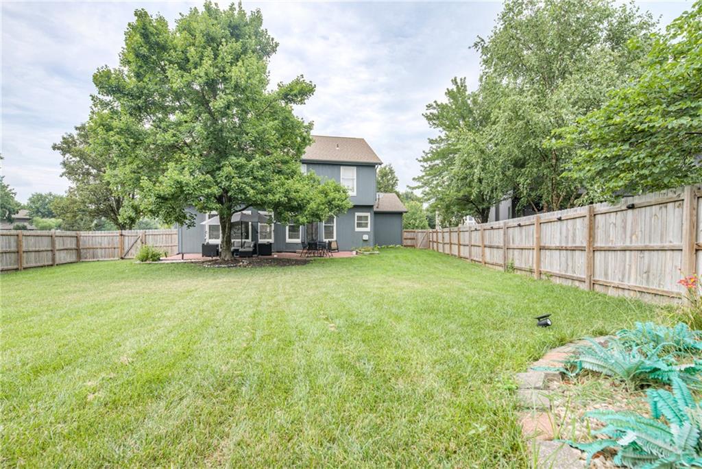 14902 Horton St, Overland Park, KS 66223