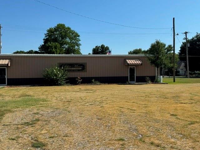 402 E Washington St, Arma, KS 66712