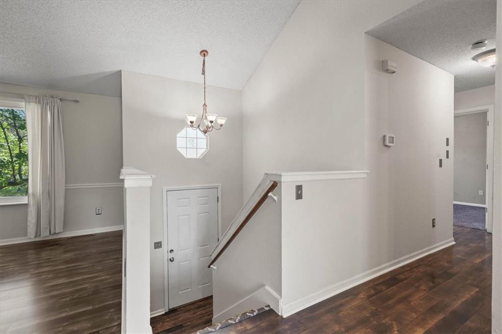 524 SE Steeple Ln, Blue Springs, MO 64014