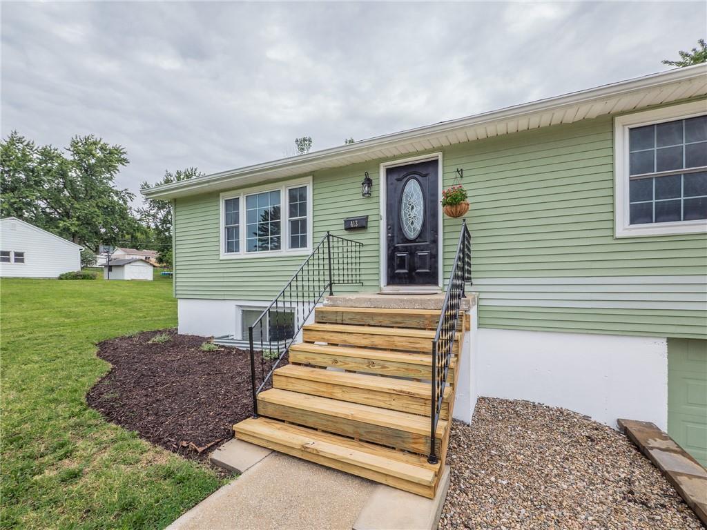 413 W South Ave, Maryville, MO 64468