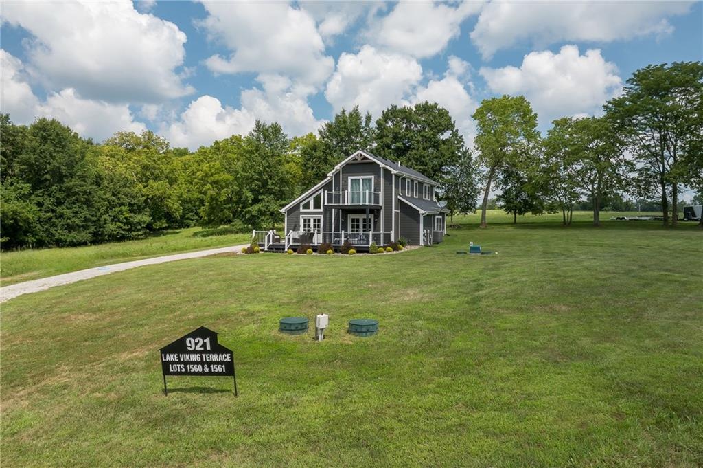 921 Lake Viking Ter, Altamont, MO 64640