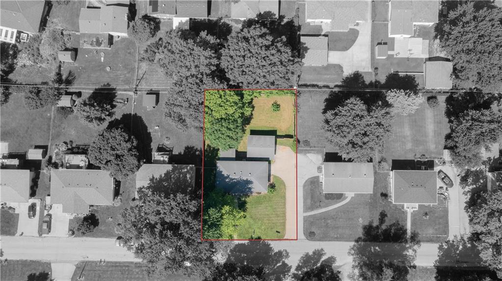 5902 Pleasant Ave, St Joseph, MO 64503