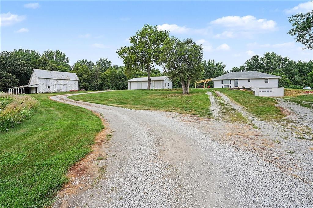 10189 SE Saxton Easton Rd, Easton, MO 64443