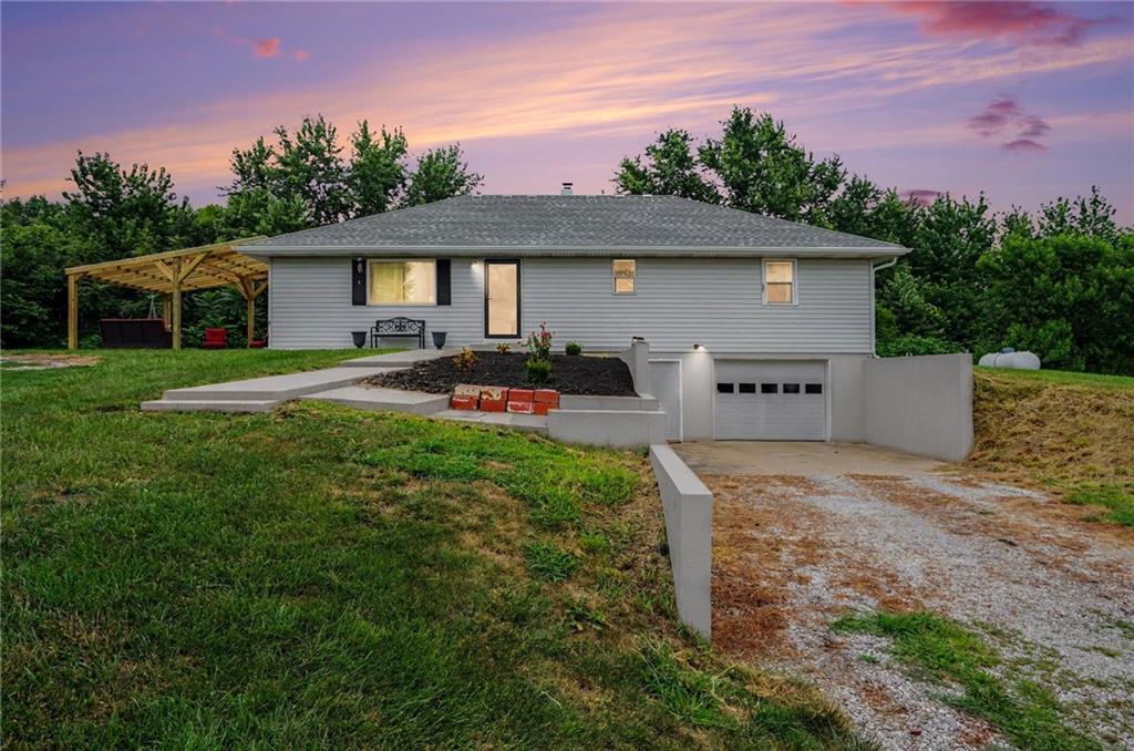 10189 SE Saxton Easton Rd, Easton, MO 64443