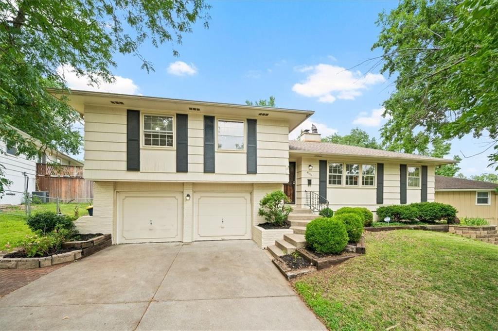 4506 E 105 St, Kansas City, MO 64137
