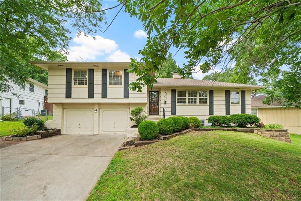 4506 E 105 St, Kansas City, MO 64137