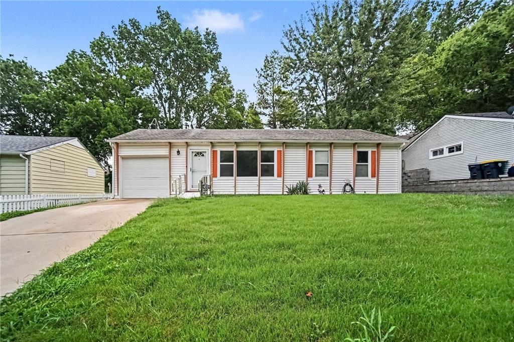 4519 N Troost Ave, Kansas City, MO 64116