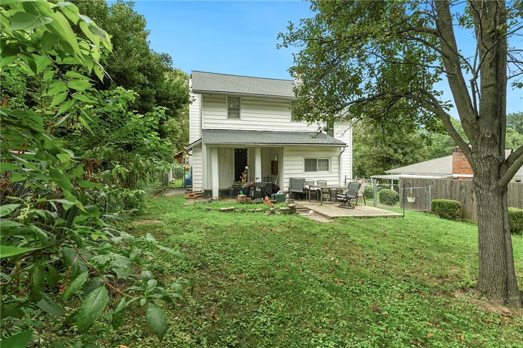 9805 E Jewell Ct, Independence, MO 64052