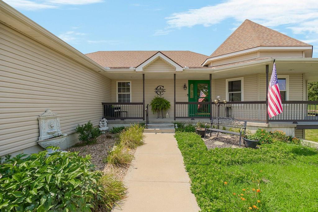 7368 SW Karen Rd, Trimble, MO 64492