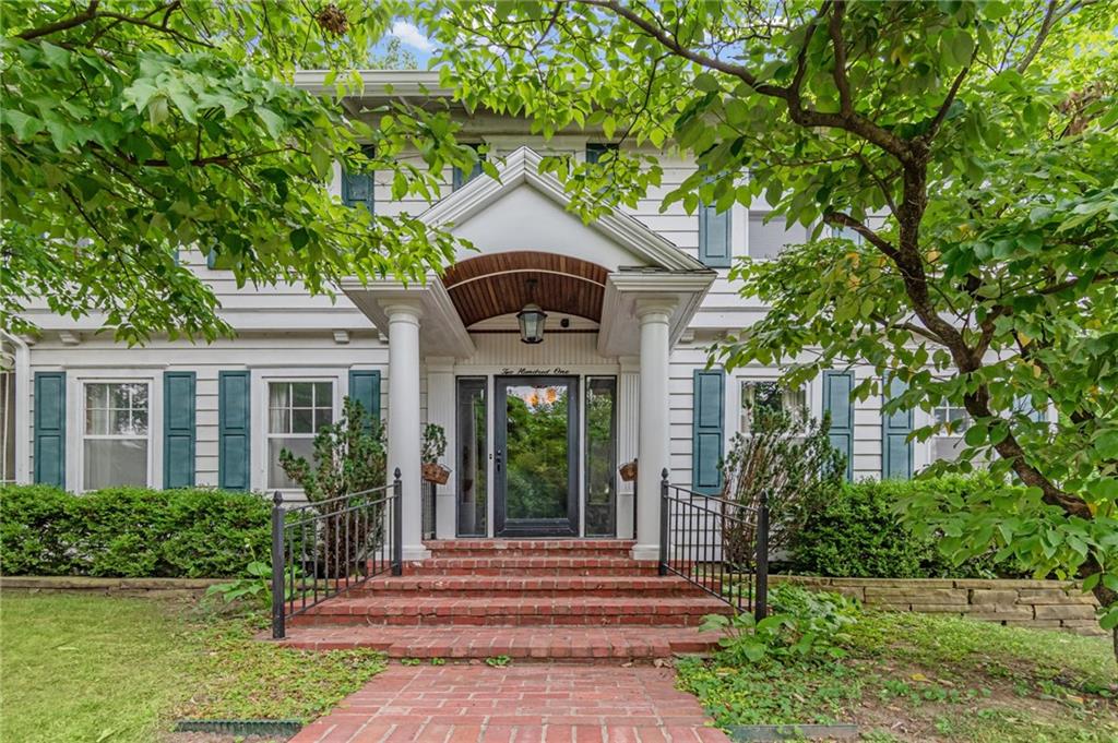 201 W 1st St, Carrollton, MO 64633