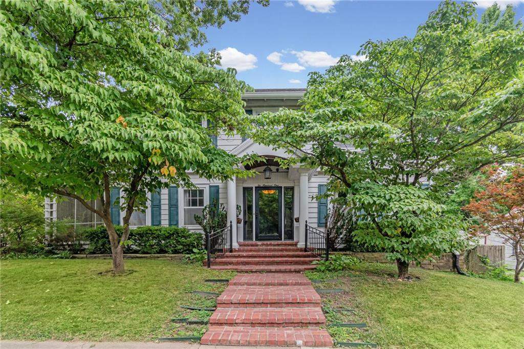 201 W 1st St, Carrollton, MO 64633