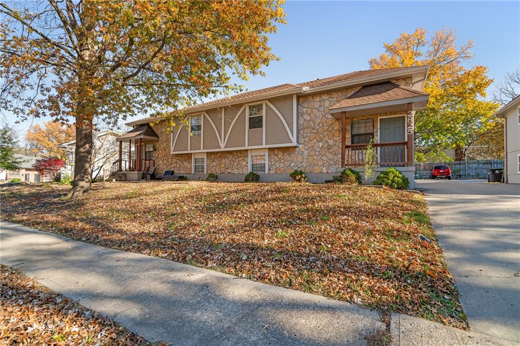2829 Tepee Ave, Independence, MO 64057