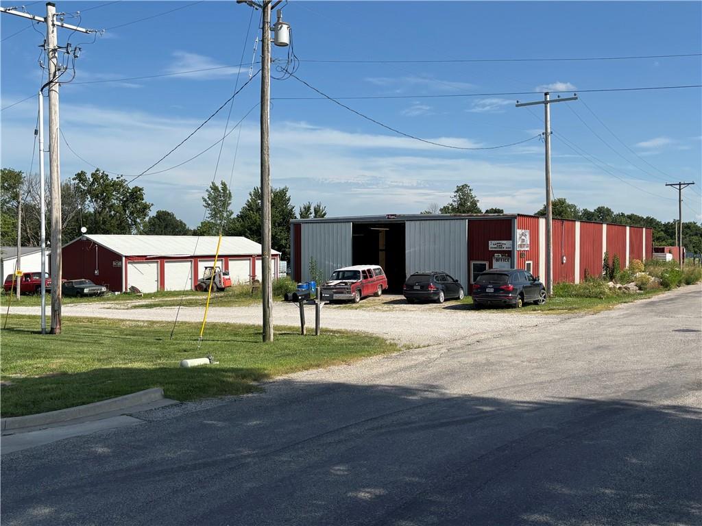 705 Ada St, Adrian, MO 64720