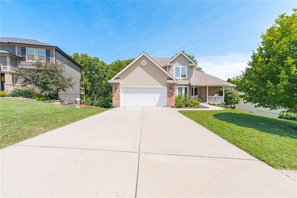 1517 Duncan Dr, Liberty, MO 64068