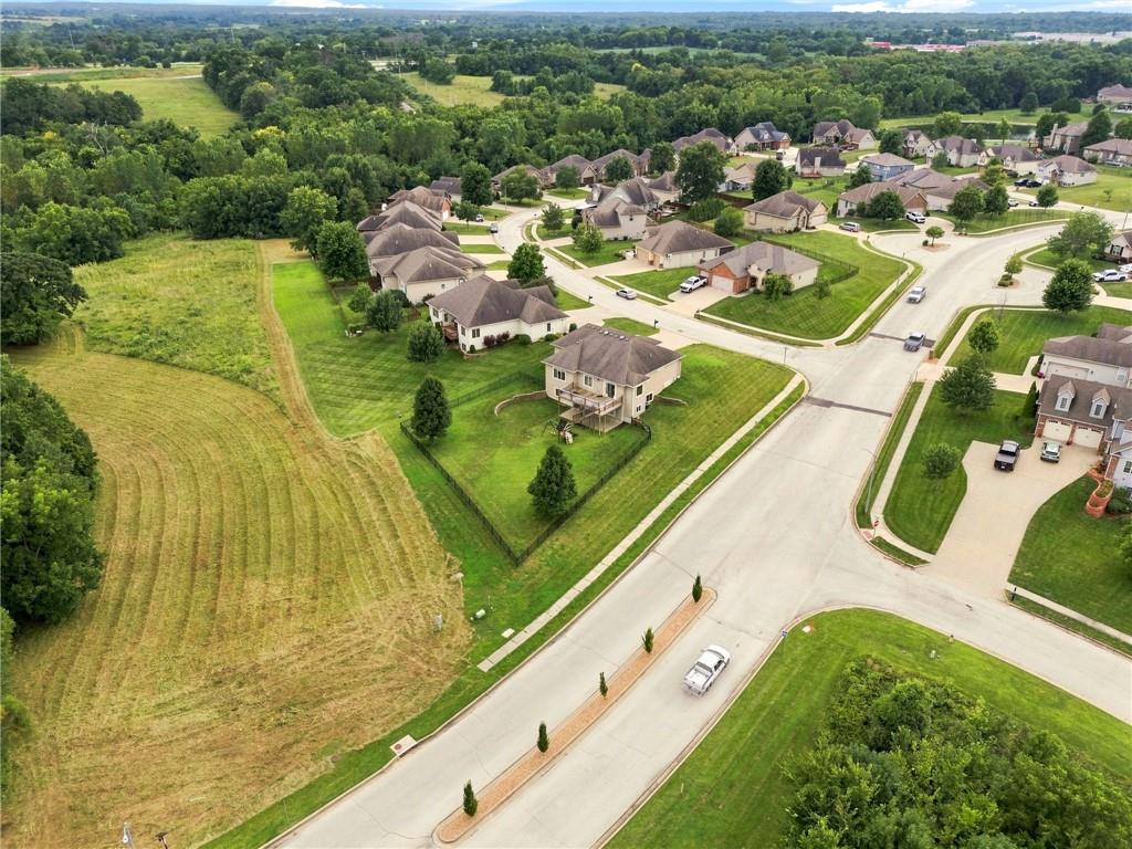 1227 Holland Sq, Warrensburg, MO 64093