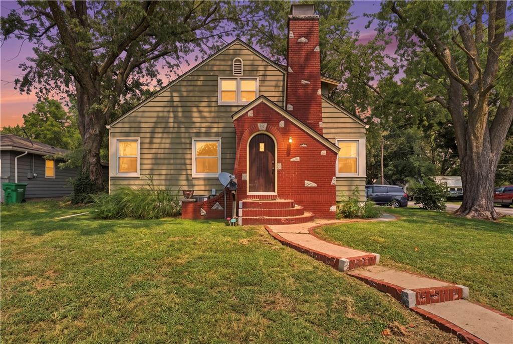 500 W Mill St, Butler, MO 64730