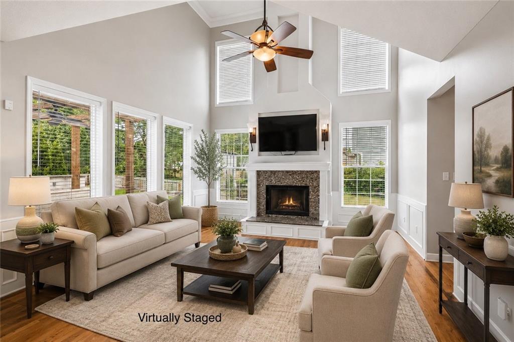 8925 W 132nd Ter, Overland Park, KS 66213
