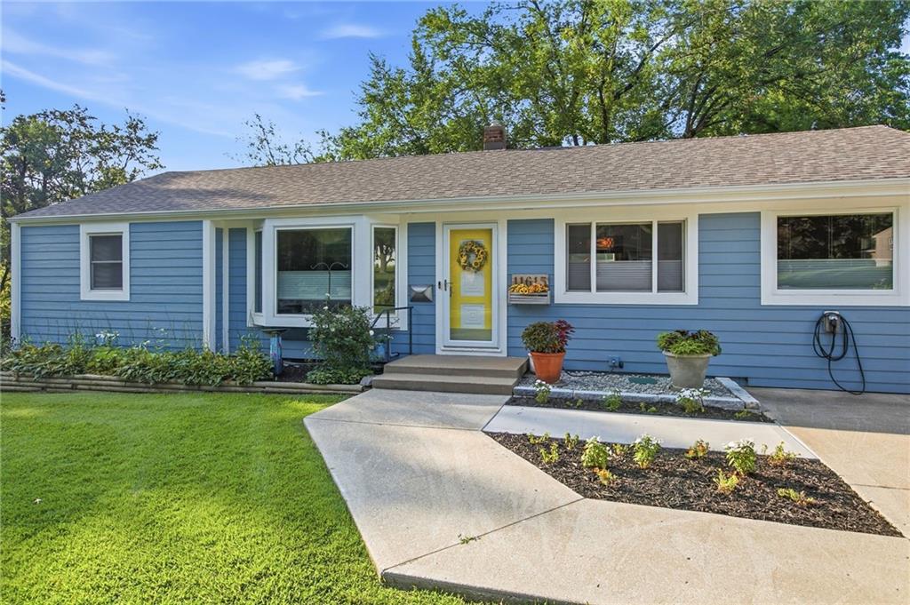 11615 E 38 St S, Independence, MO 64052