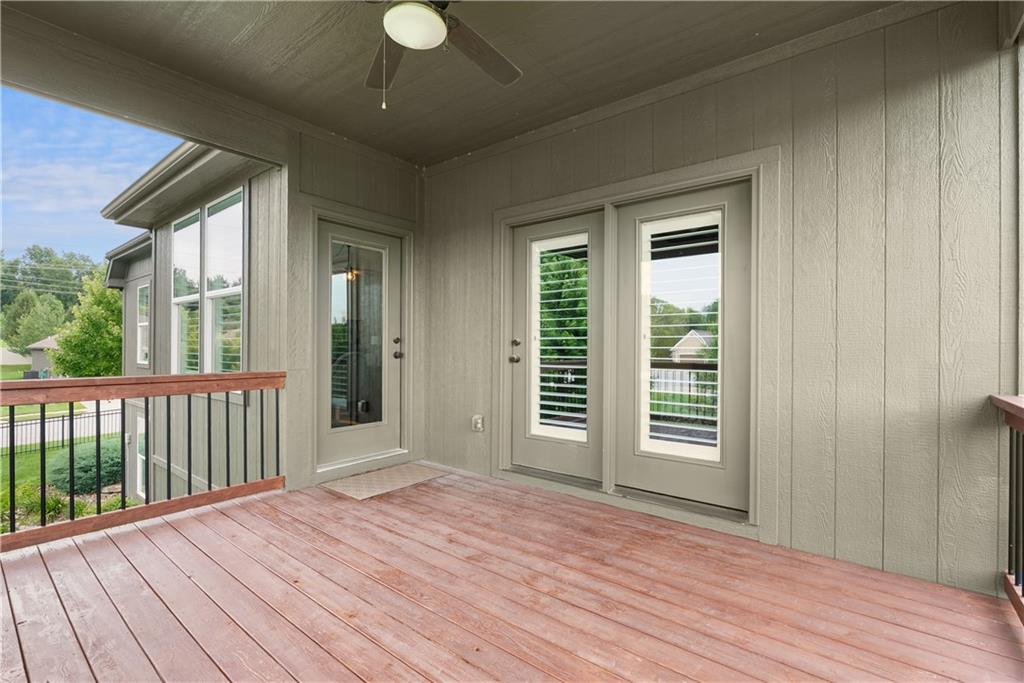 701 SW Elizabeth St, Blue Springs, MO 64015