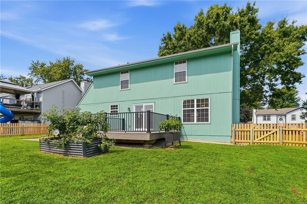 625 SE Shiloh Dr, Lee's Summit, MO 64063