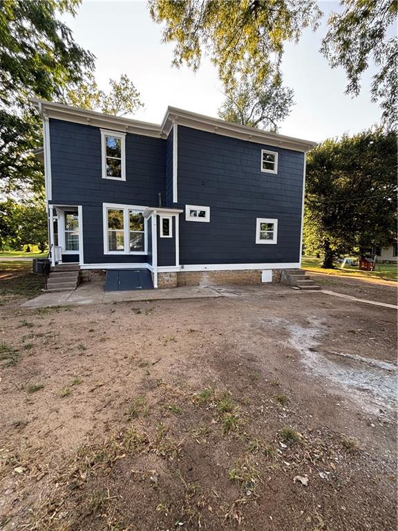 735 S Crawford St, Fort Scott, KS 66701