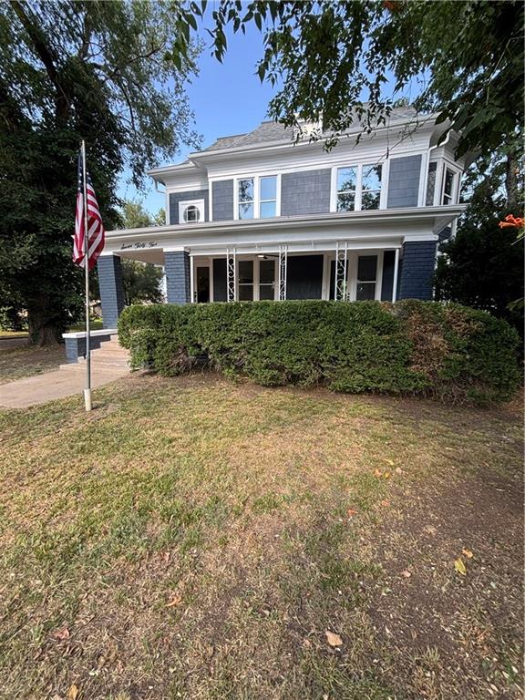 735 S Crawford St, Fort Scott, KS 66701
