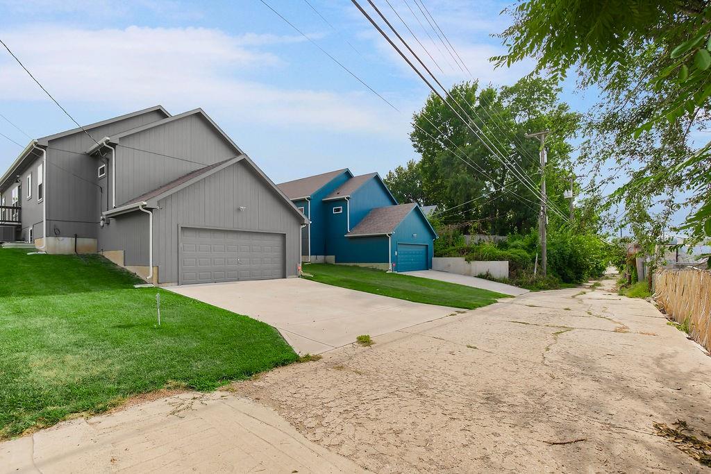 1300 Armstrong Ave, Kansas City, KS 66102