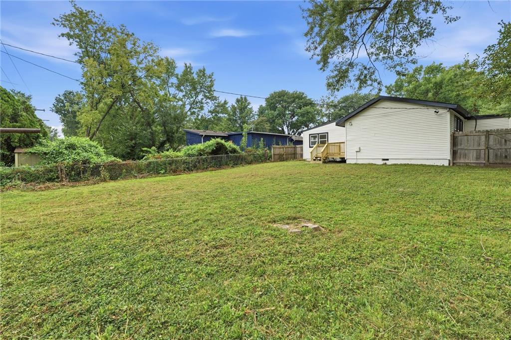 5429 Maple St, Mission, KS 66202