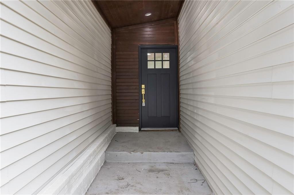 5429 Maple St, Mission, KS 66202