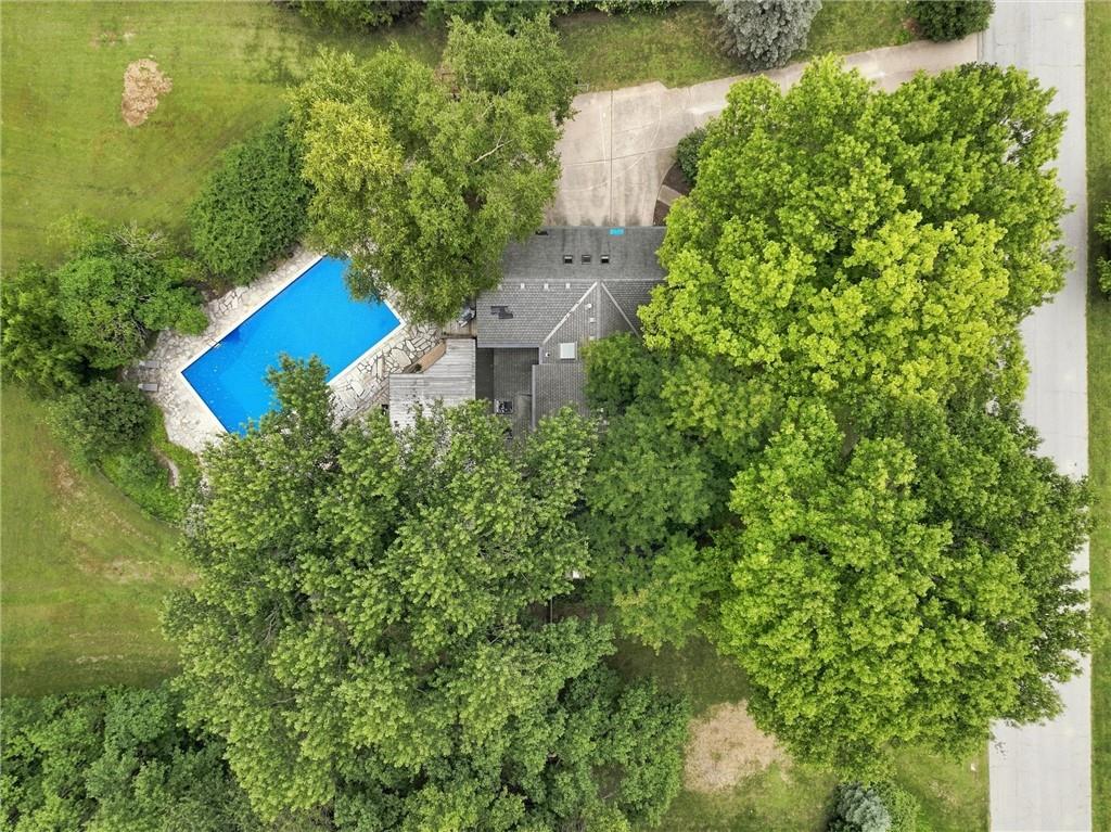14900 S Rosehill Rd, Olathe, KS 66062