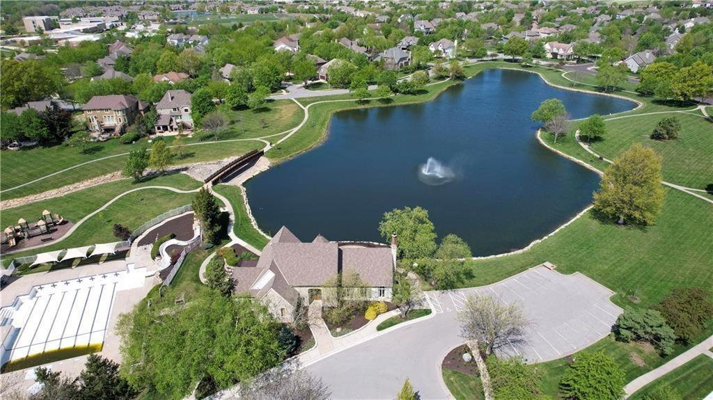 14800 Outlook St, Overland Park, KS 66223