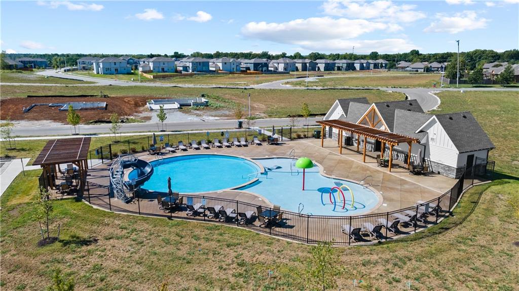 28601 W 162nd St, Gardner, KS 66030