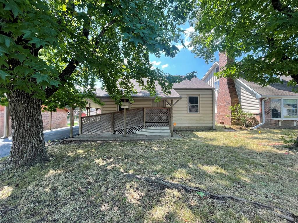 1311 W 1st St, Coffeyville, KS 67337