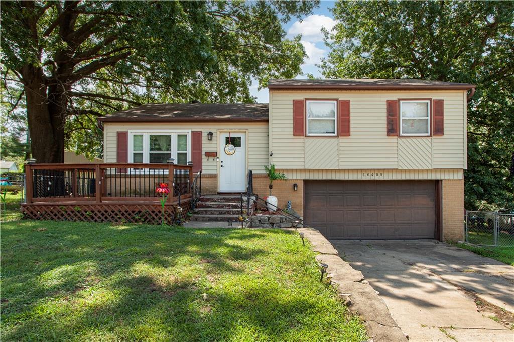 16409 E 31st Ter S, Independence, MO 64055