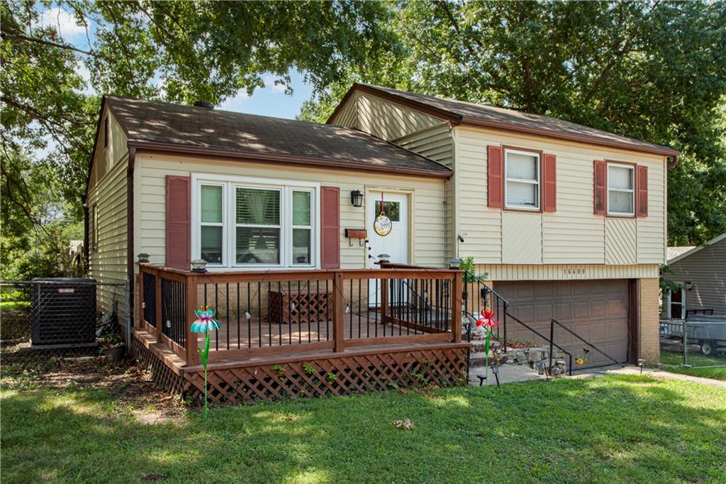 16409 E 31st Ter S, Independence, MO 64055