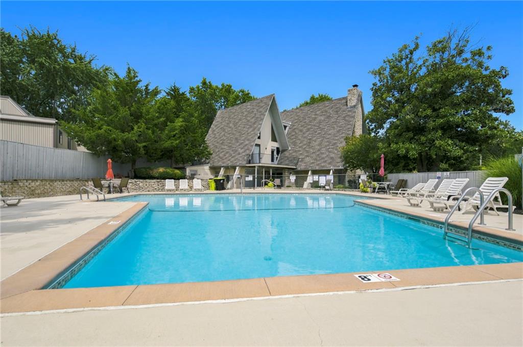 10215 Conser St, Overland Park, KS 66212