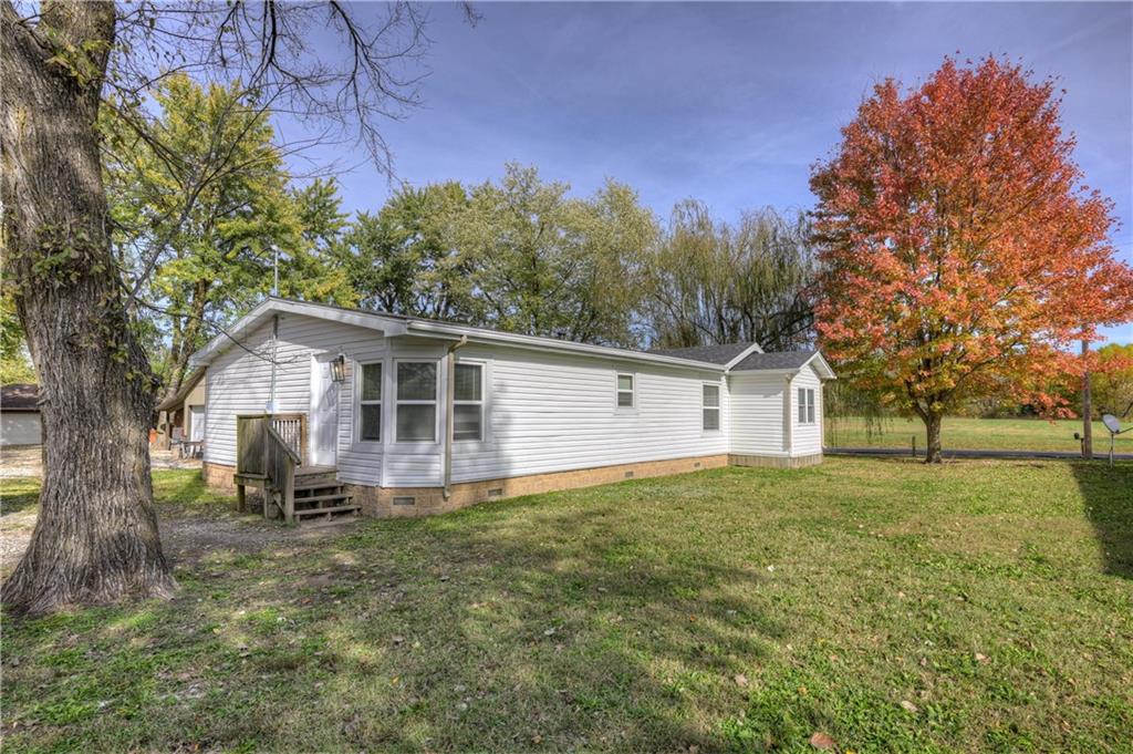 705 N Cayuga St, Frontenac, KS 66762