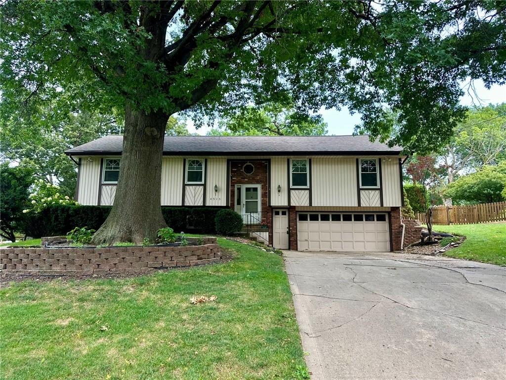 4515 N Main St, Kansas City, MO 64116