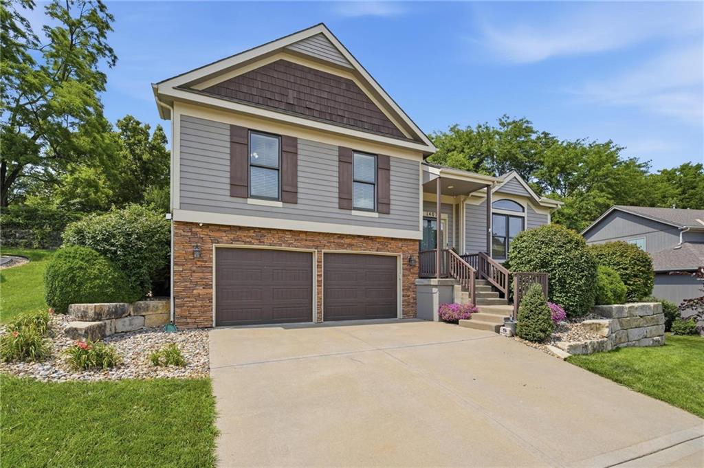 14070 NW 64th Ter, Parkville, MO 64152